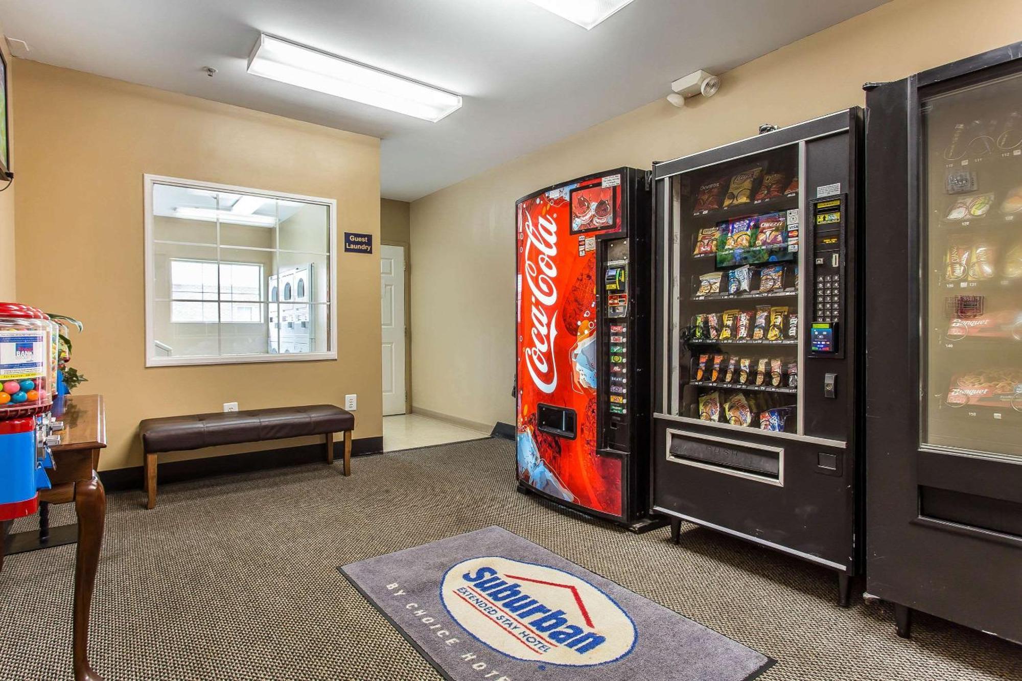 Suburban Studios Near University Of North Carolina-Charlotte Ngoại thất bức ảnh