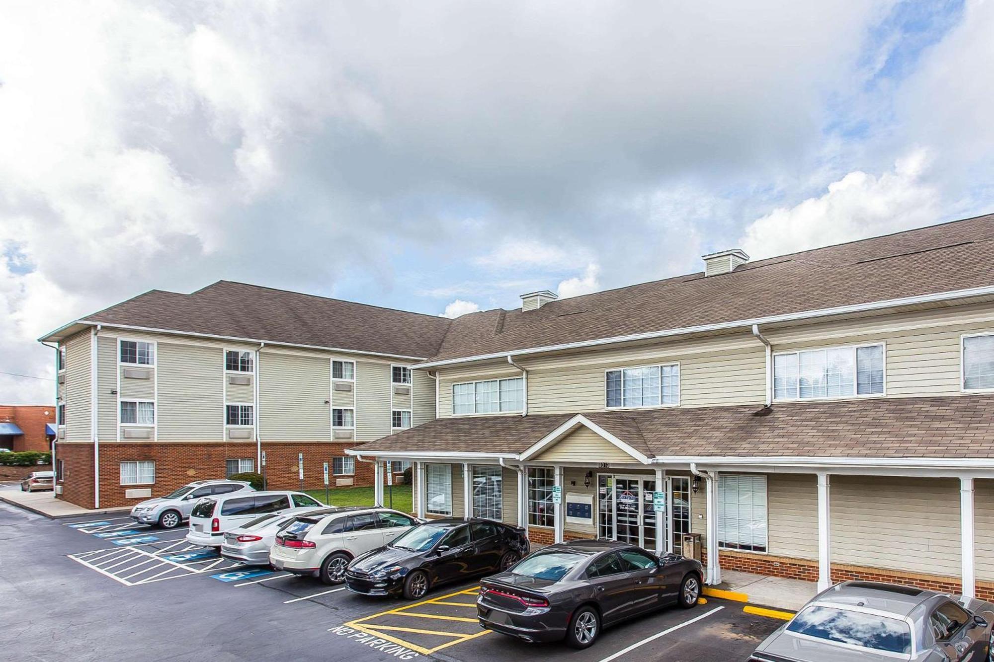 Suburban Studios Near University Of North Carolina-Charlotte Ngoại thất bức ảnh