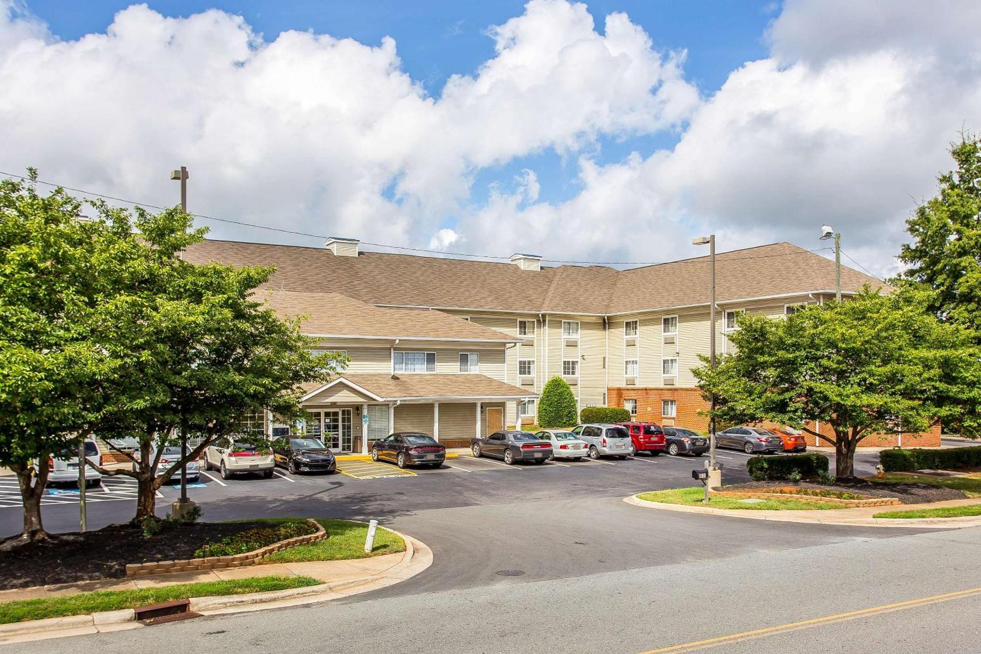 Suburban Studios Near University Of North Carolina-Charlotte Ngoại thất bức ảnh