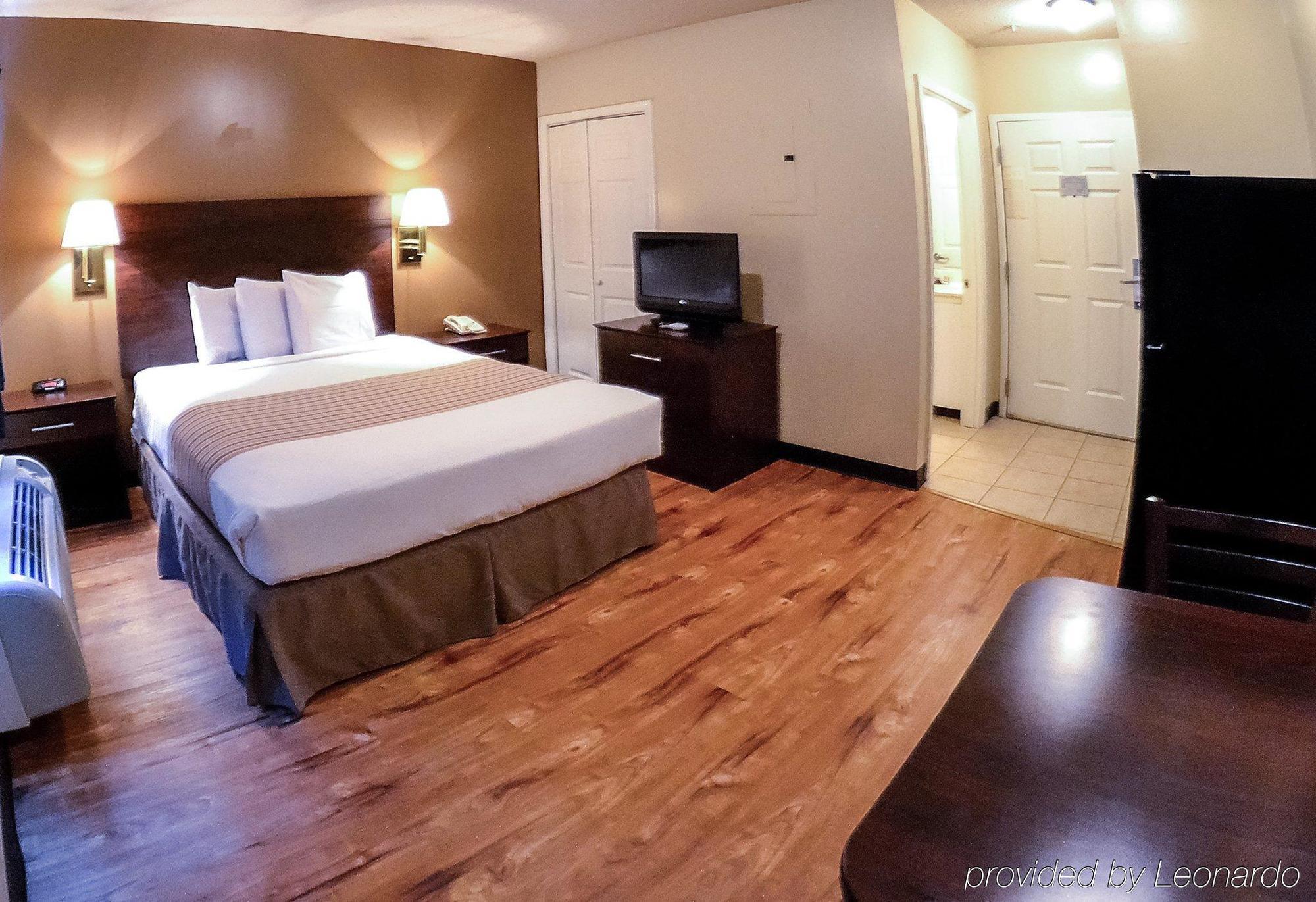 Suburban Studios Near University Of North Carolina-Charlotte Ngoại thất bức ảnh